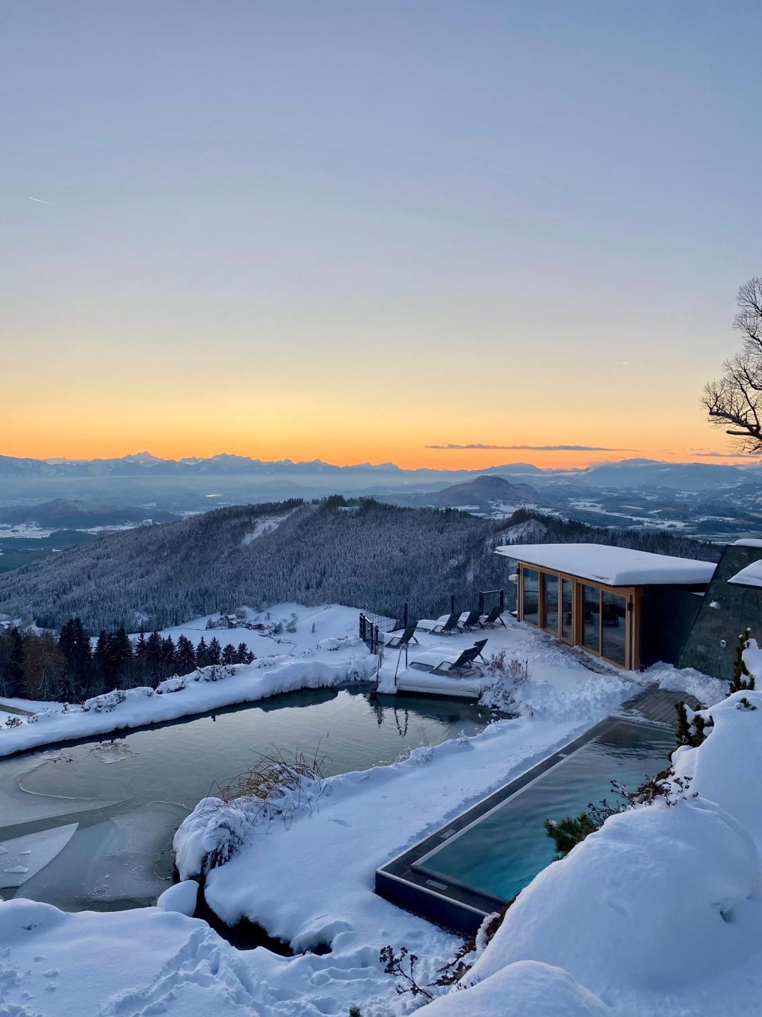Hotel Gipfelhaus Magdalensberg Sankt Veit an der Glan Esterno foto